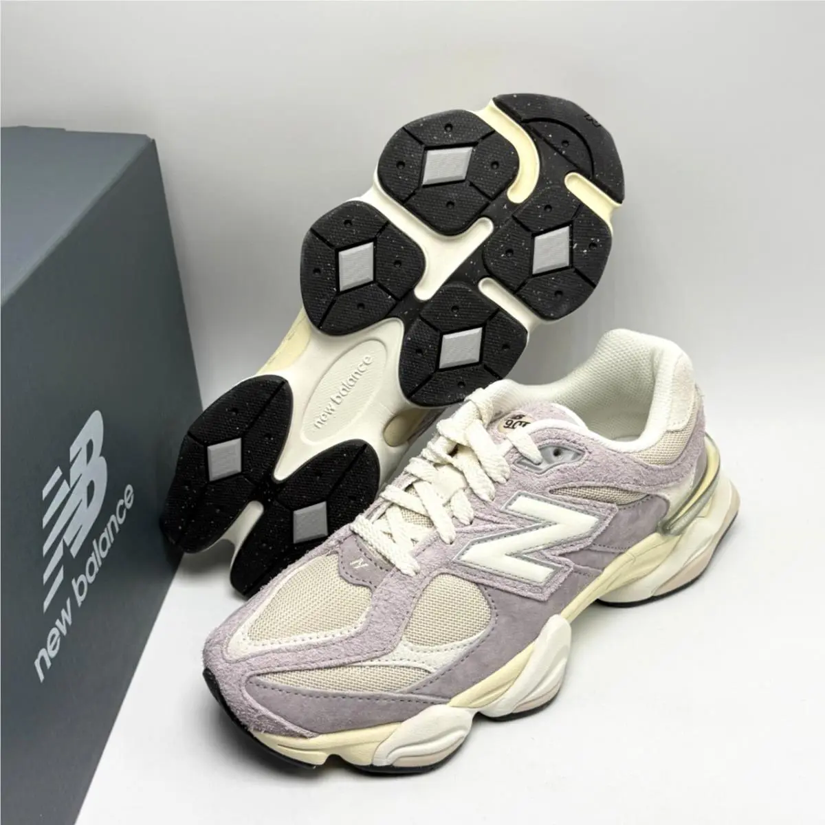 New Balance shoes - New Balance 9060 - U906029M - Truffle Salt/Timber Wolf 5