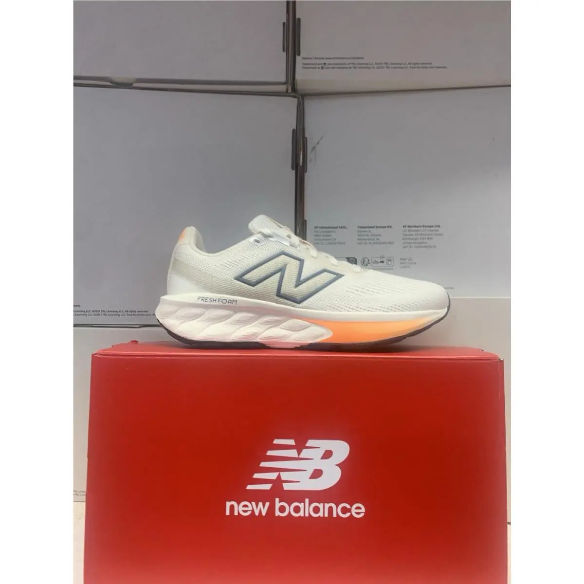 New Balance shoes - New Balance 520 - W520LG9 - white beige 3