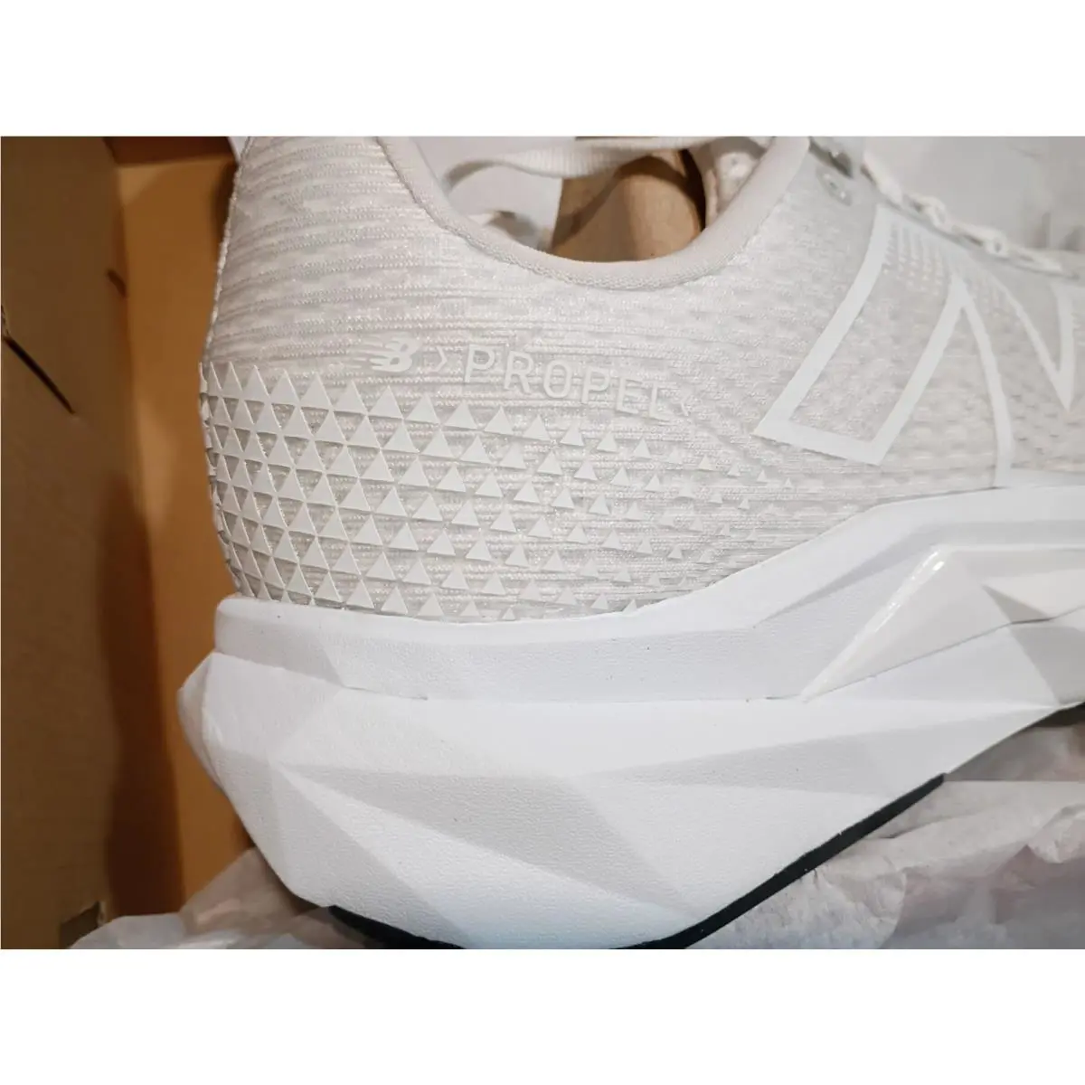 New Balance shoes - FuelCell Propelv5 - FuelCell - MFCPRCJ5 - White 4