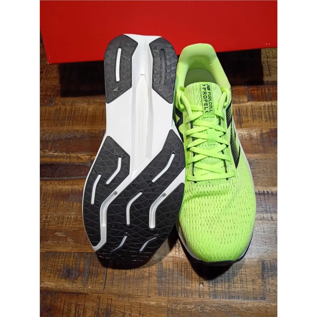 New Balance shoes - FuelCell Propelv5 - FuelCell - MFCPRCJ5 - mint flash - white - black 0