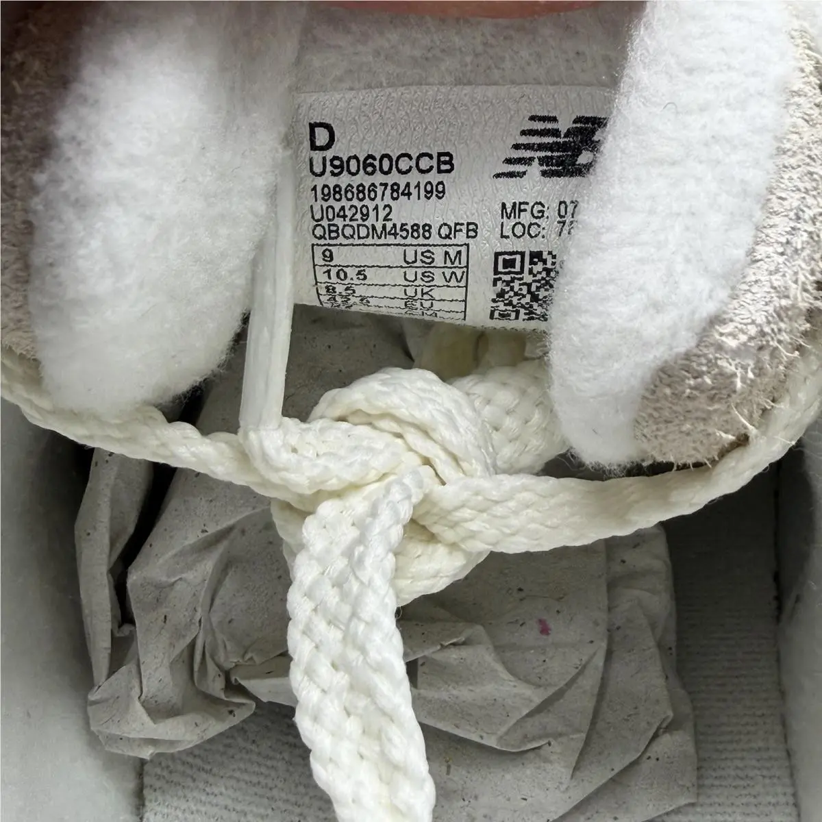 New Balance shoes - New Balance 9060 - U9060CCB - Beige (UPC: 0198686784199) 10