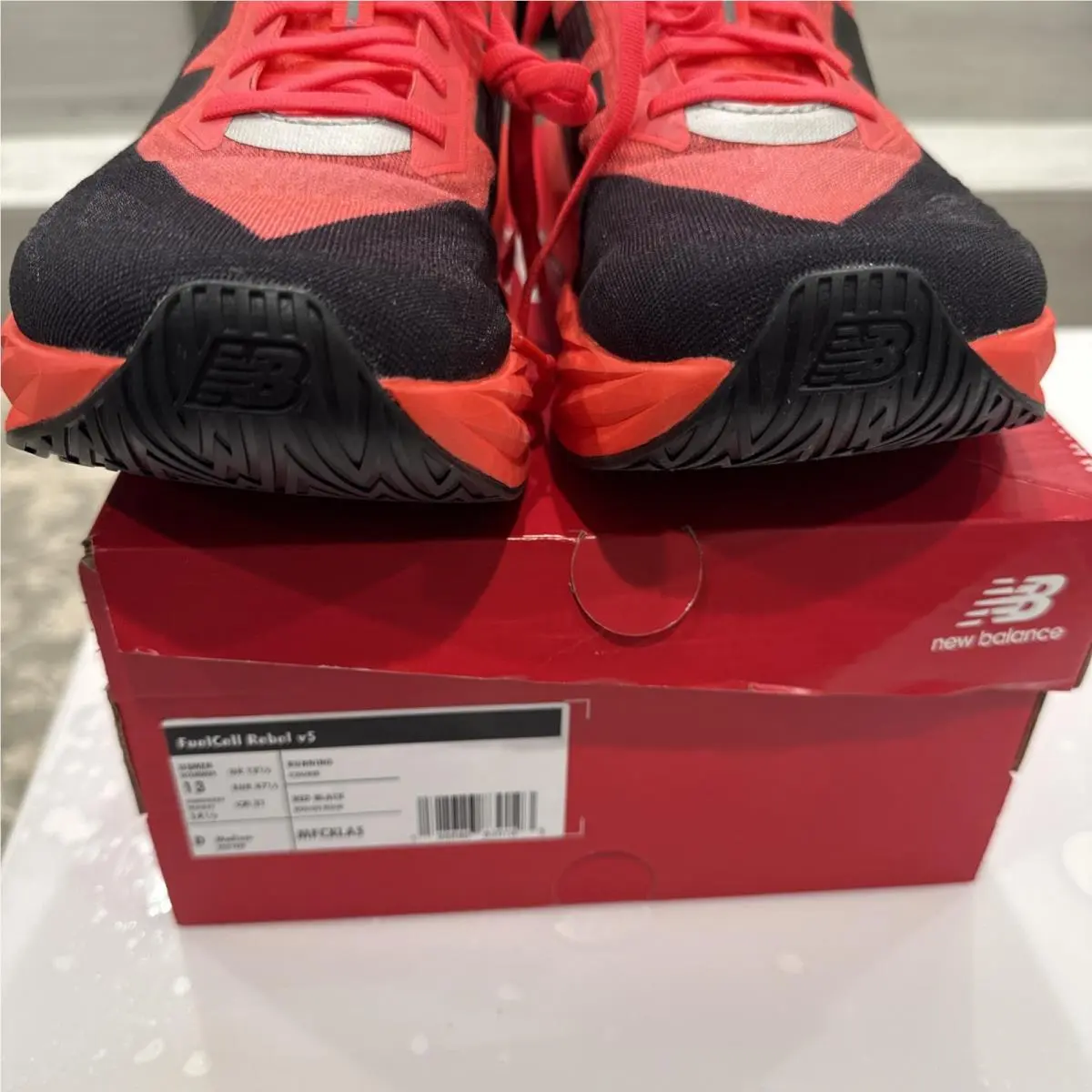 New Balance shoes - new balance fuel cell - fuel cell - mfcxLA5 - urgent red 3