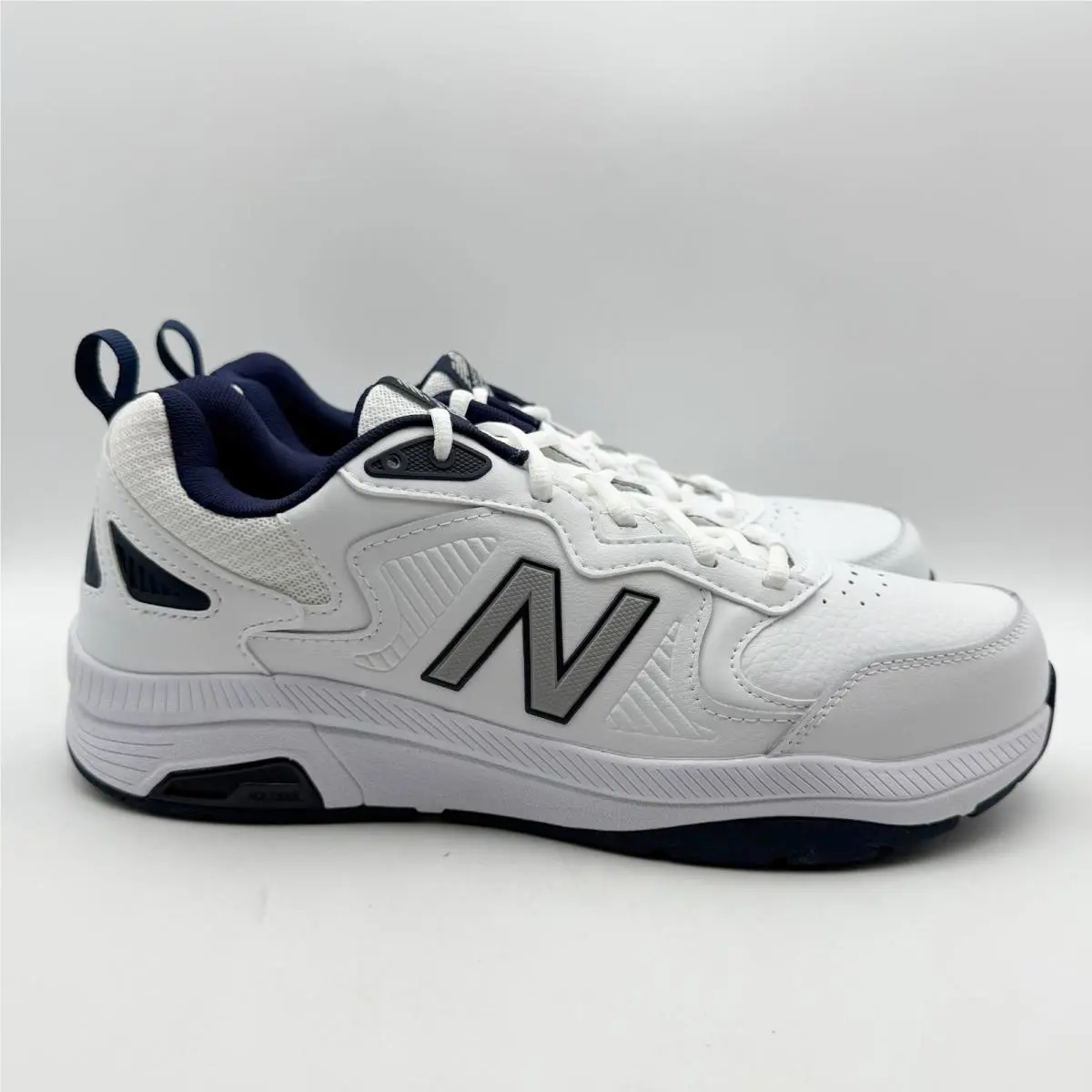 New Balance shoes - White (UPC: 195907525241) 1