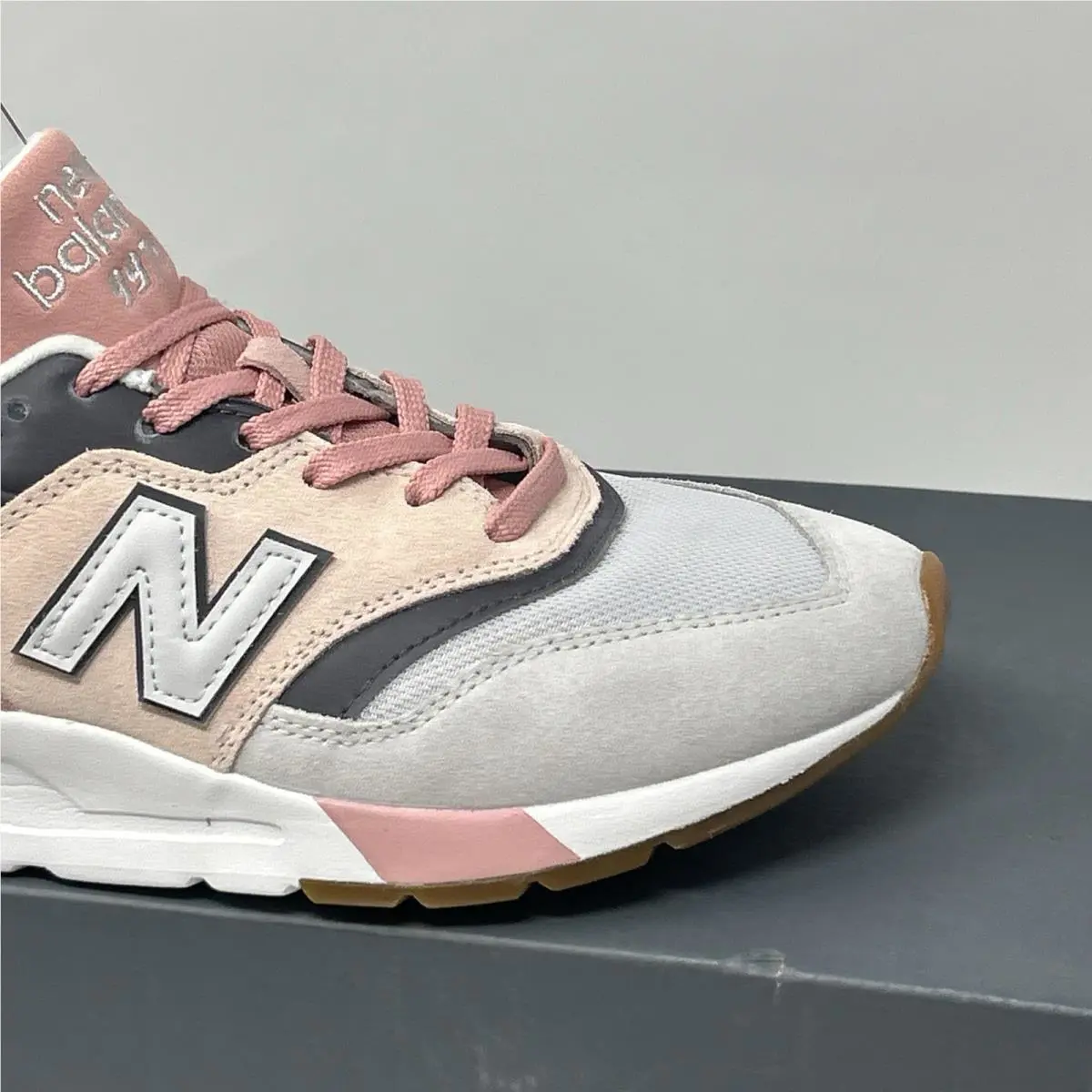New Balance shoes - New Balance 997H - CW997HHU - Pink (UPC: 0196941005577) 9