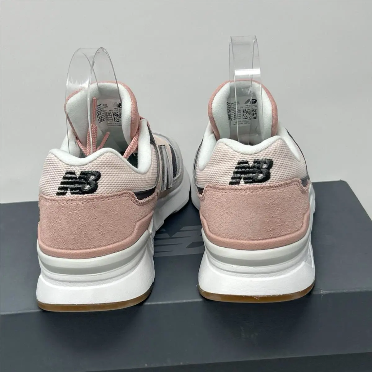 New Balance shoes - New Balance 997H - CW997HHU - Pink (UPC: 0196941005577) 16