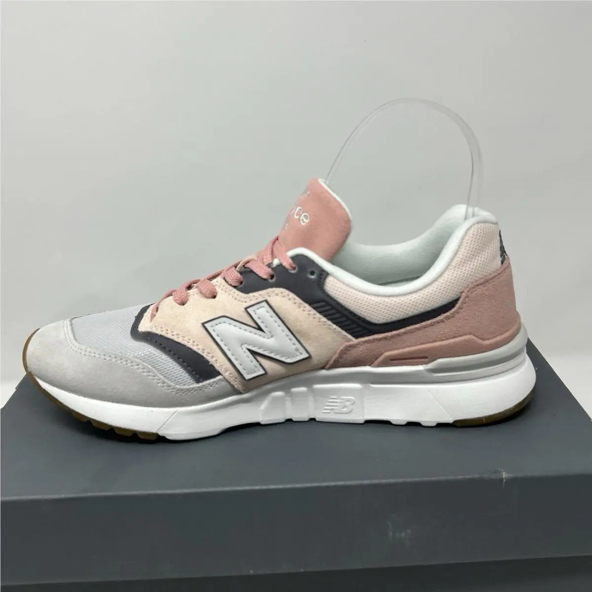 New Balance shoes - New Balance 997H - CW997HHU - Pink (UPC: 0196941005577) 1
