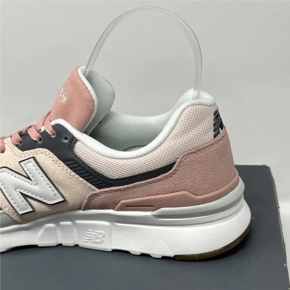 New Balance shoes - New Balance 997H - CW997HHU - Pink (UPC: 0196941005577) 3