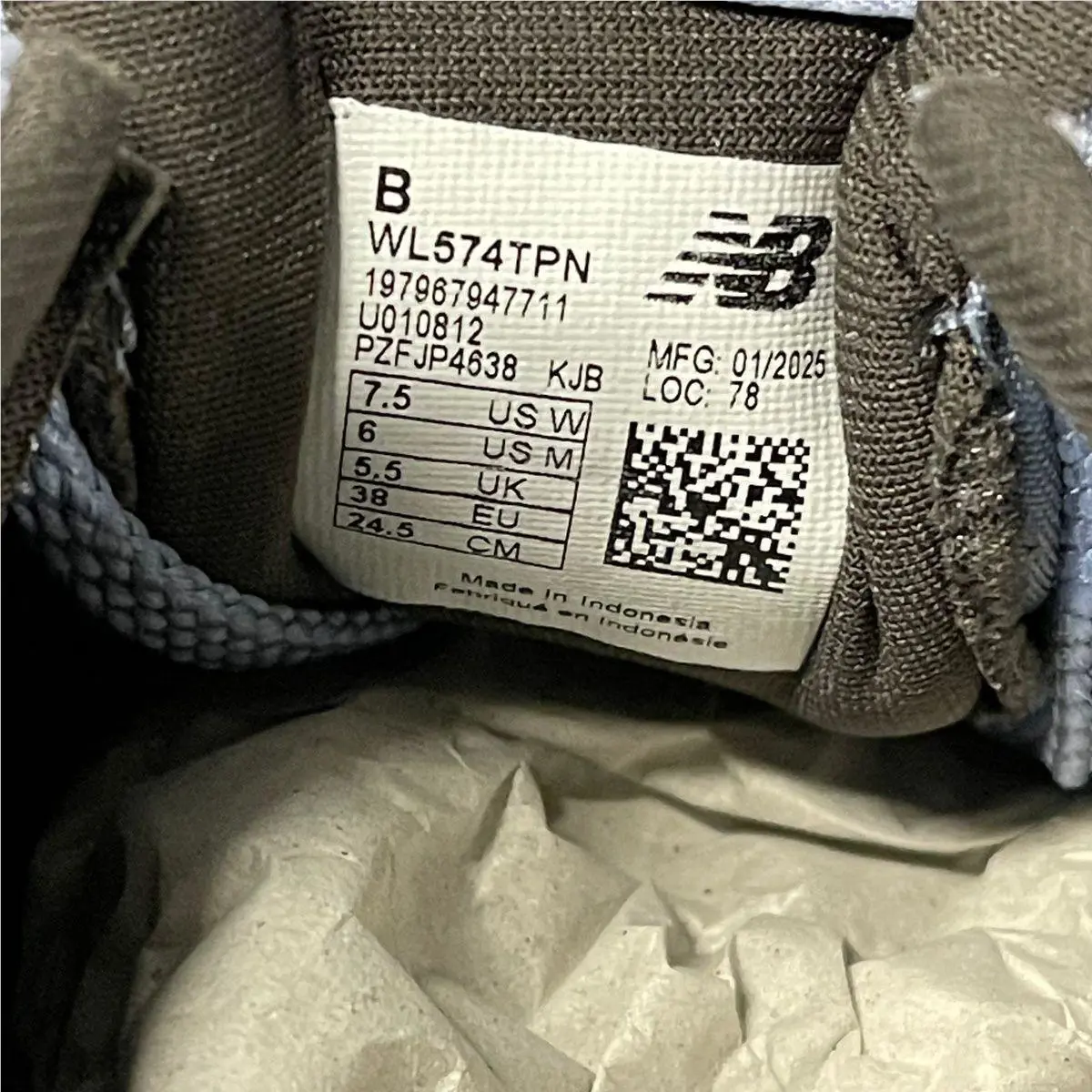 New Balance shoes - VS189132 - vs-189132 - Gray (UPC: 197967947711) 1