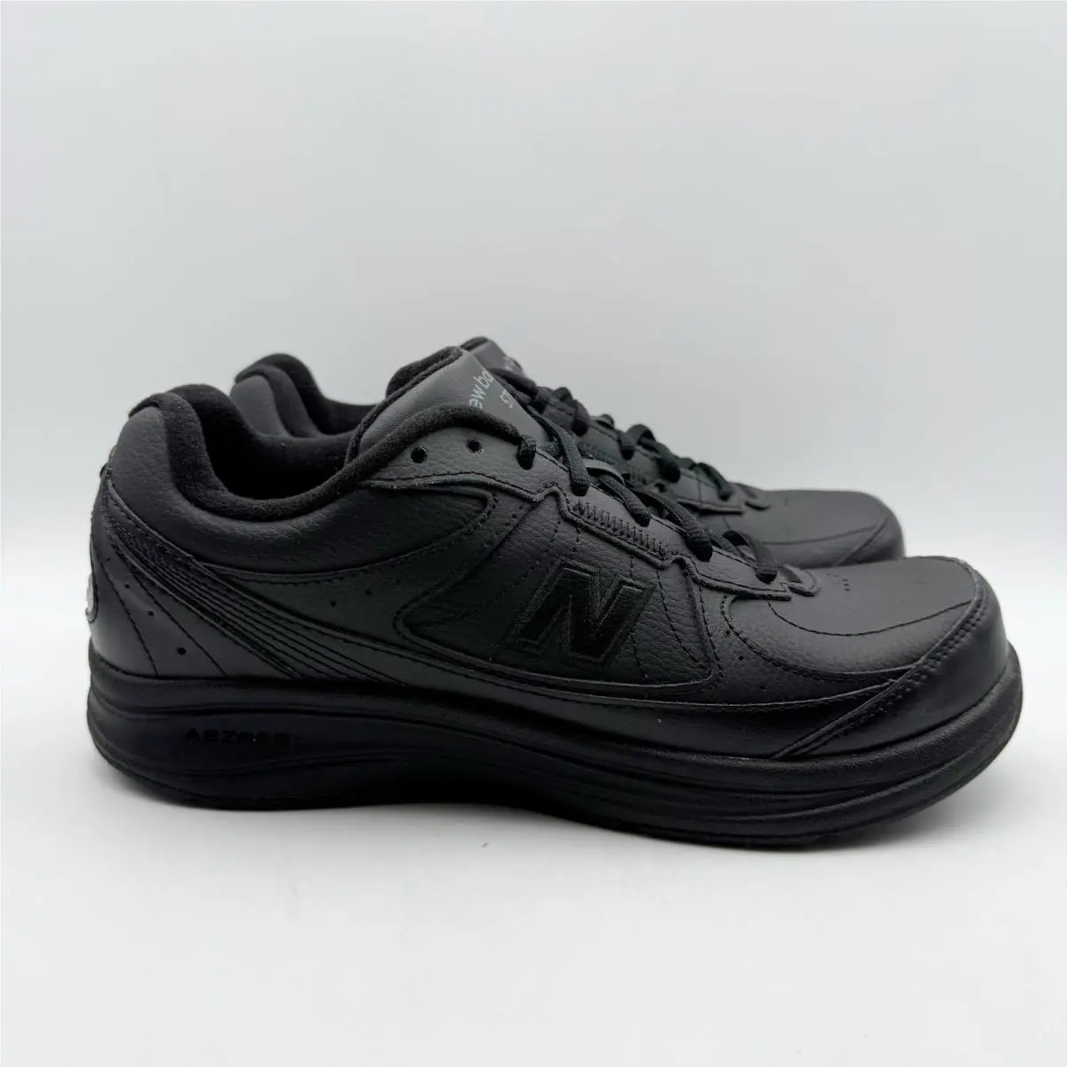 New Balance shoes - Black (UPC: 885166580074) 1