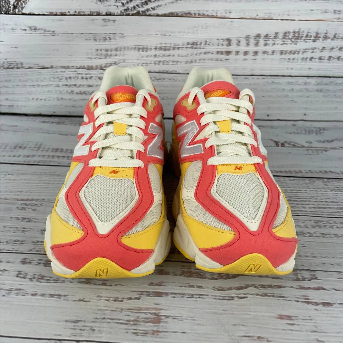 New Balance shoes - New Balance 9060 - Yellow (UPC: 198686223254) 1