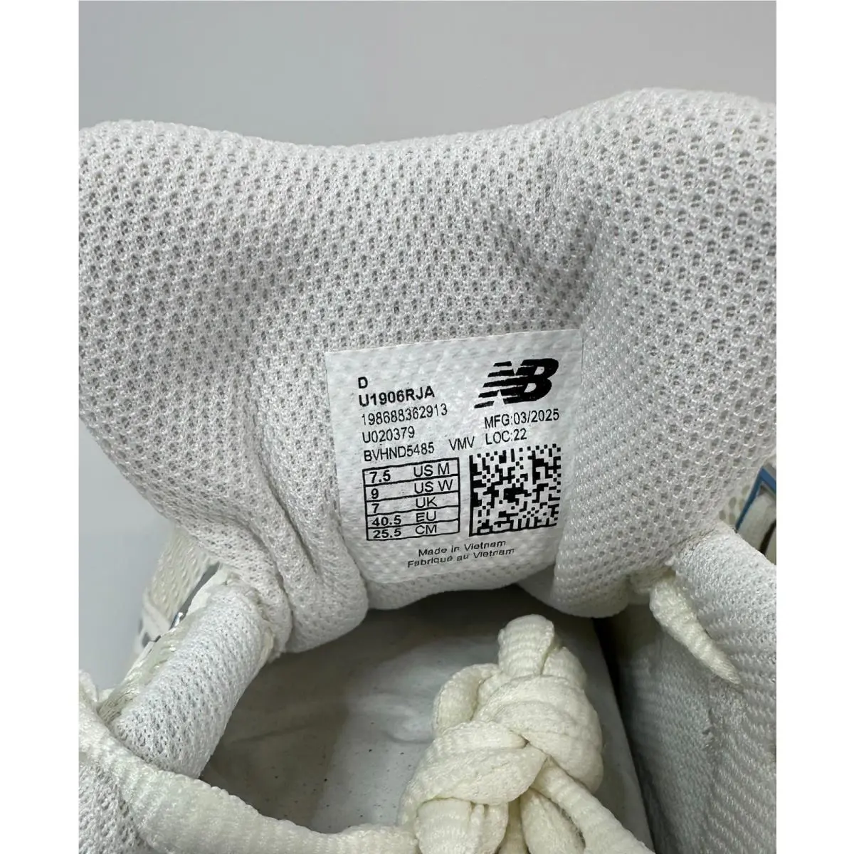 New Balance shoes - New Balance 1906R - U1906RJA - Silver 2