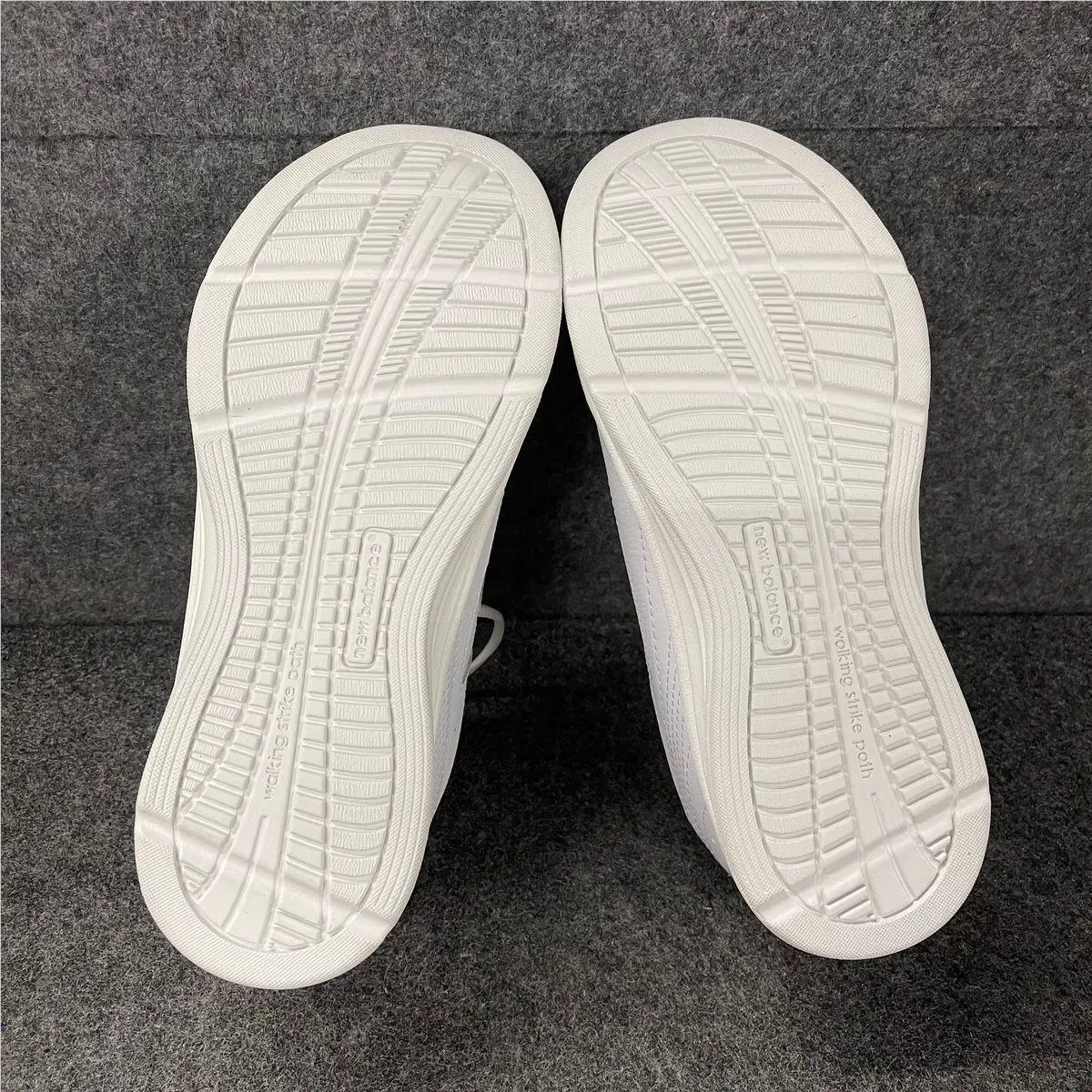 New Balance shoes - VS190521 - vs-190521 - White (UPC: 885667427229) 1