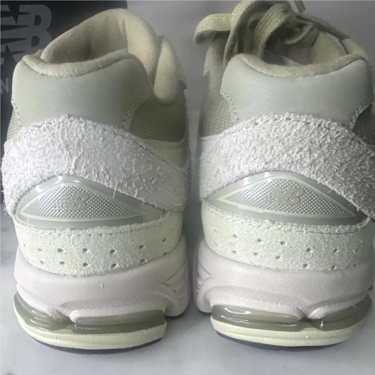 New Balance shoes - New Balance 2002R - M2002RAL - Green 9