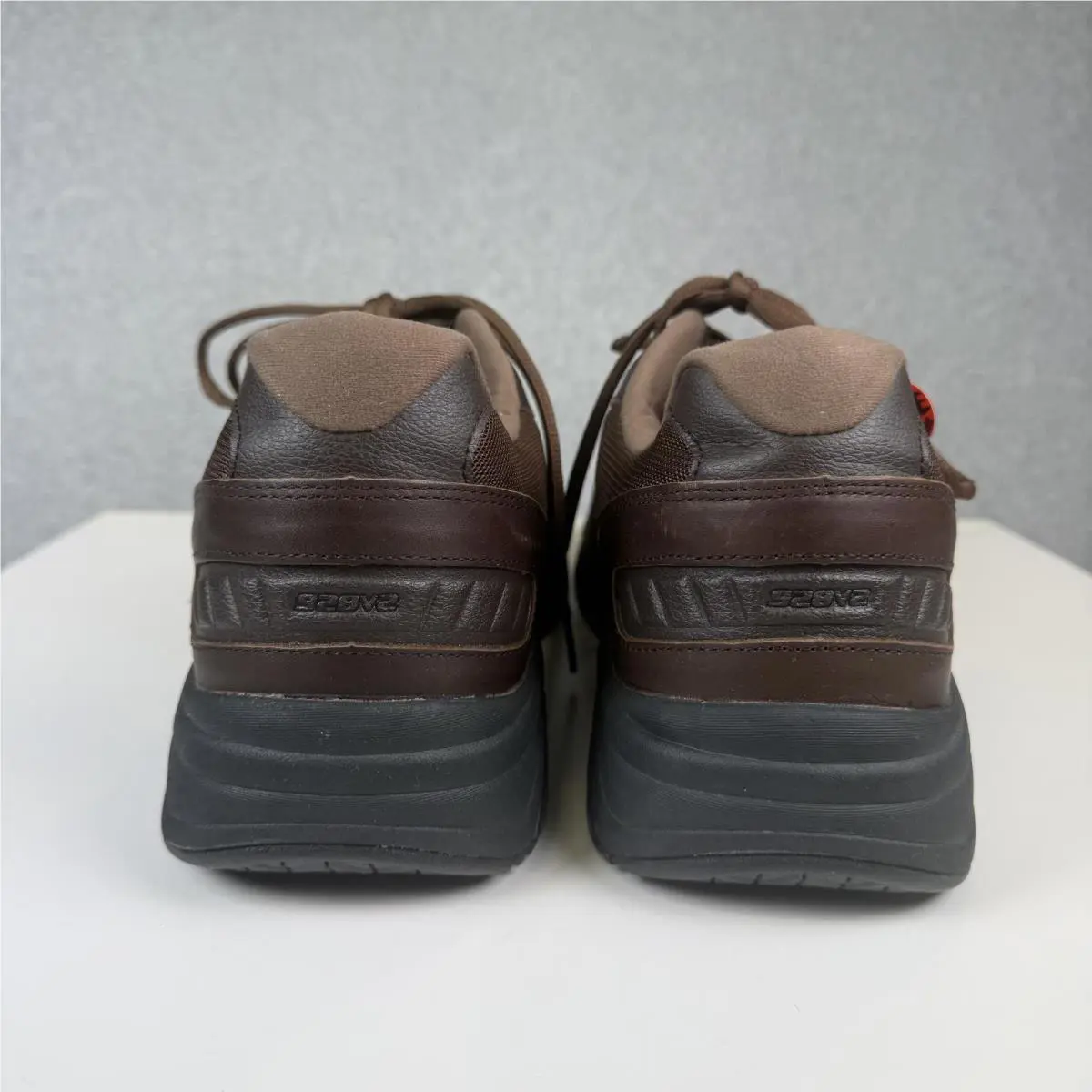 New Balance shoes - Brown 3