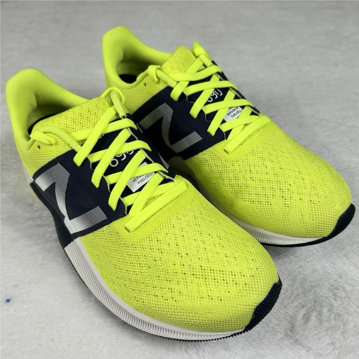 New Balance shoes - 890 V8 - W890YG8 - Yellow (UPC: 0194182004304) 6