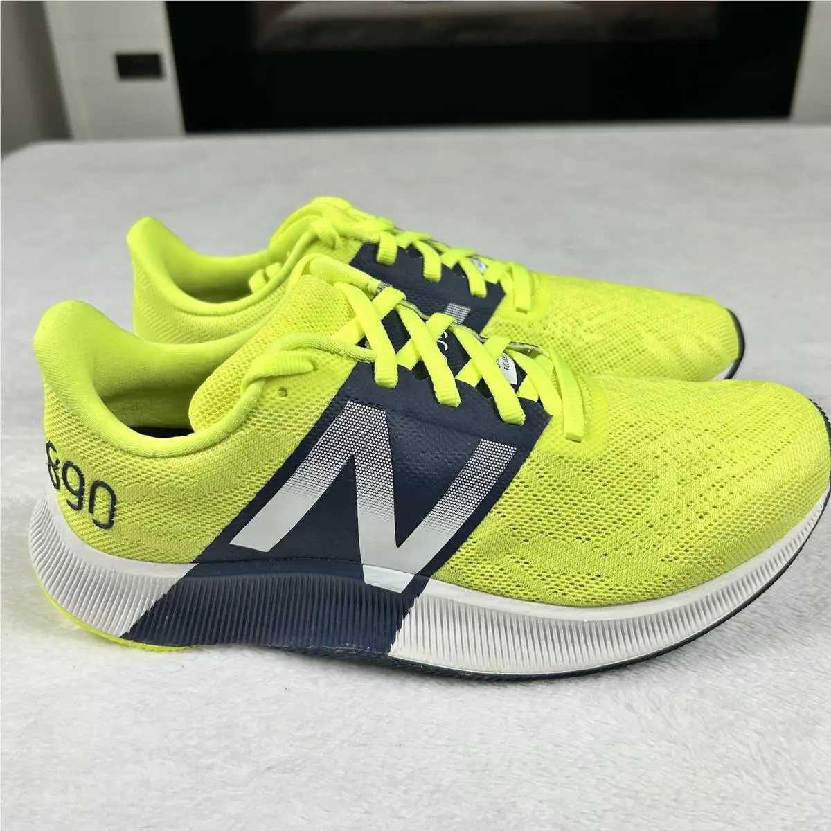 New Balance shoes - 890 V8 - W890YG8 - Yellow (UPC: 0194182004304) 8