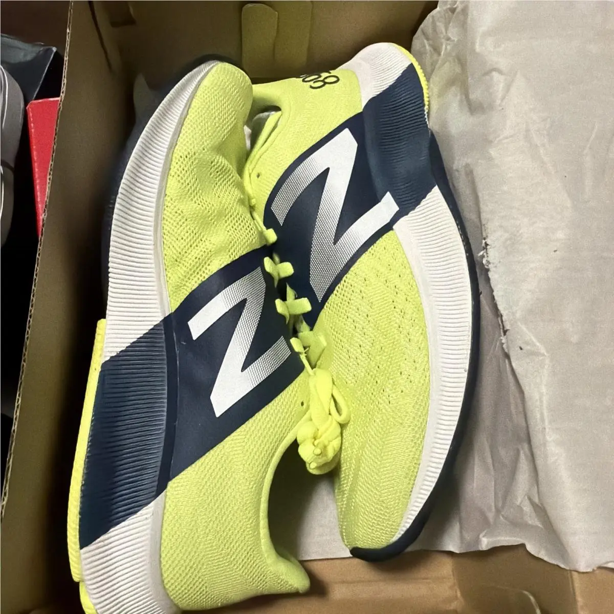 New Balance shoes - 890 V8 - W890YG8 - Yellow (UPC: 0194182004304) 0