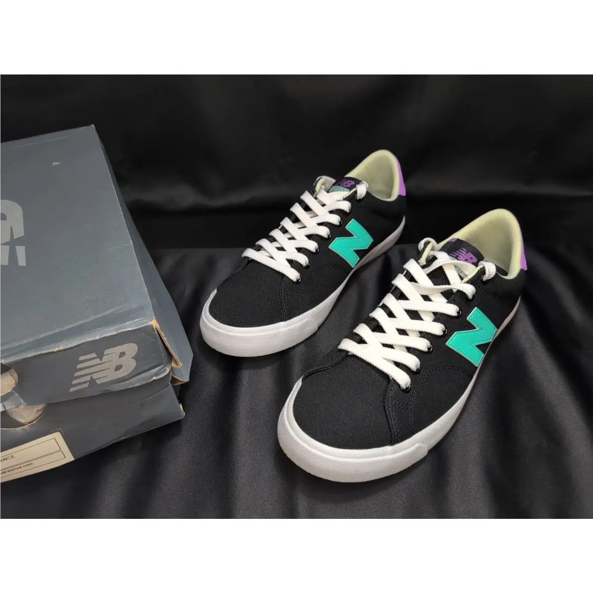 New Balance shoes - New Balance 210 - Black Summer Jade - Multicolor 3