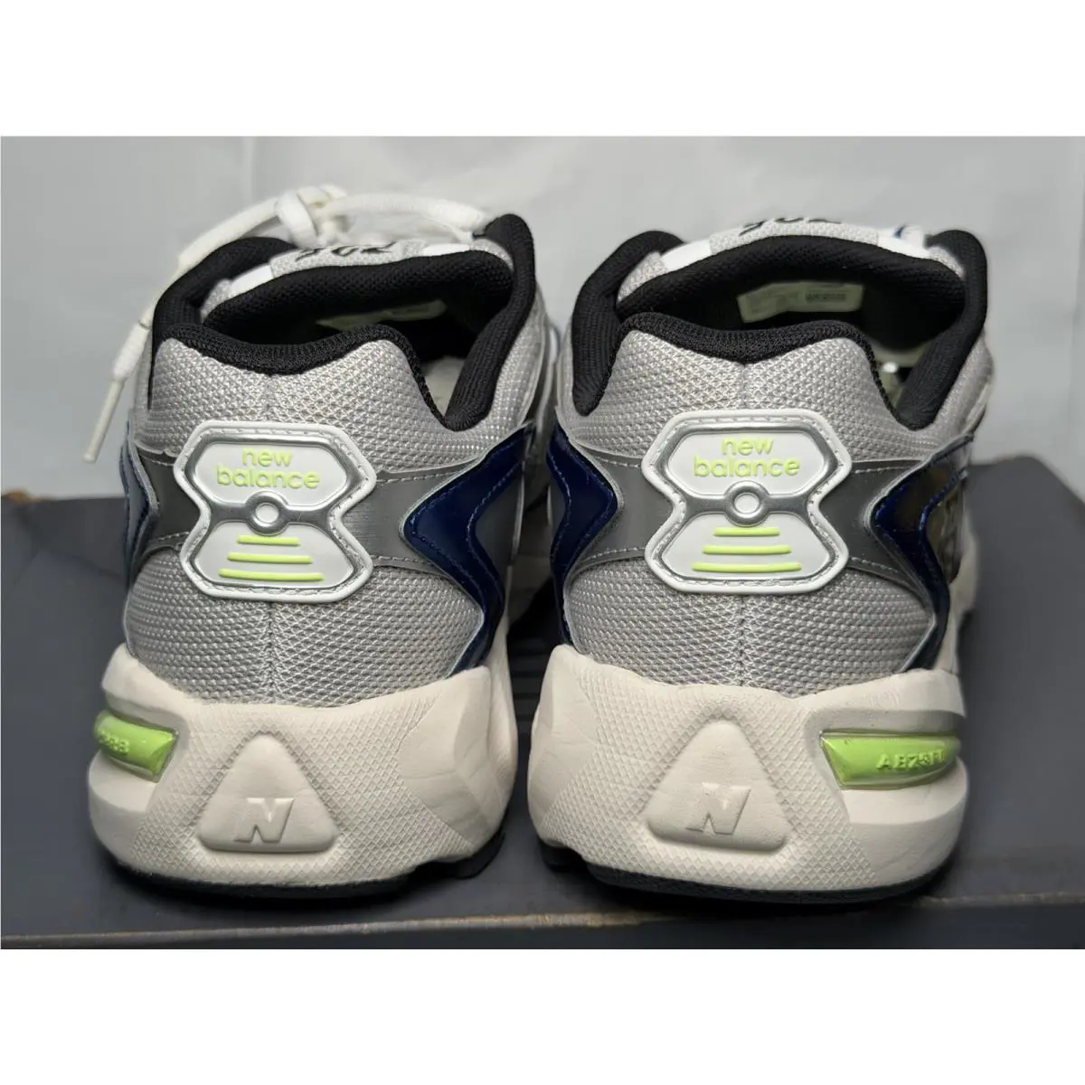New Balance shoes - New Balance 725 - ML725UC - Gray 2