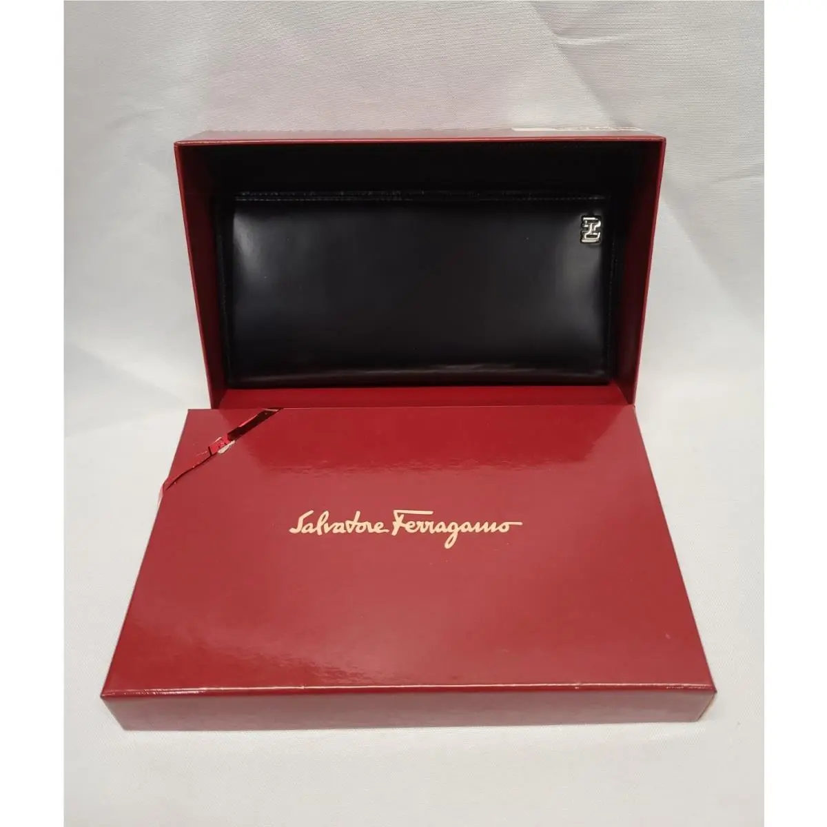 Salvatore Ferragamo Vertical Bi-fold Wallet Black Leather Rare Vintage