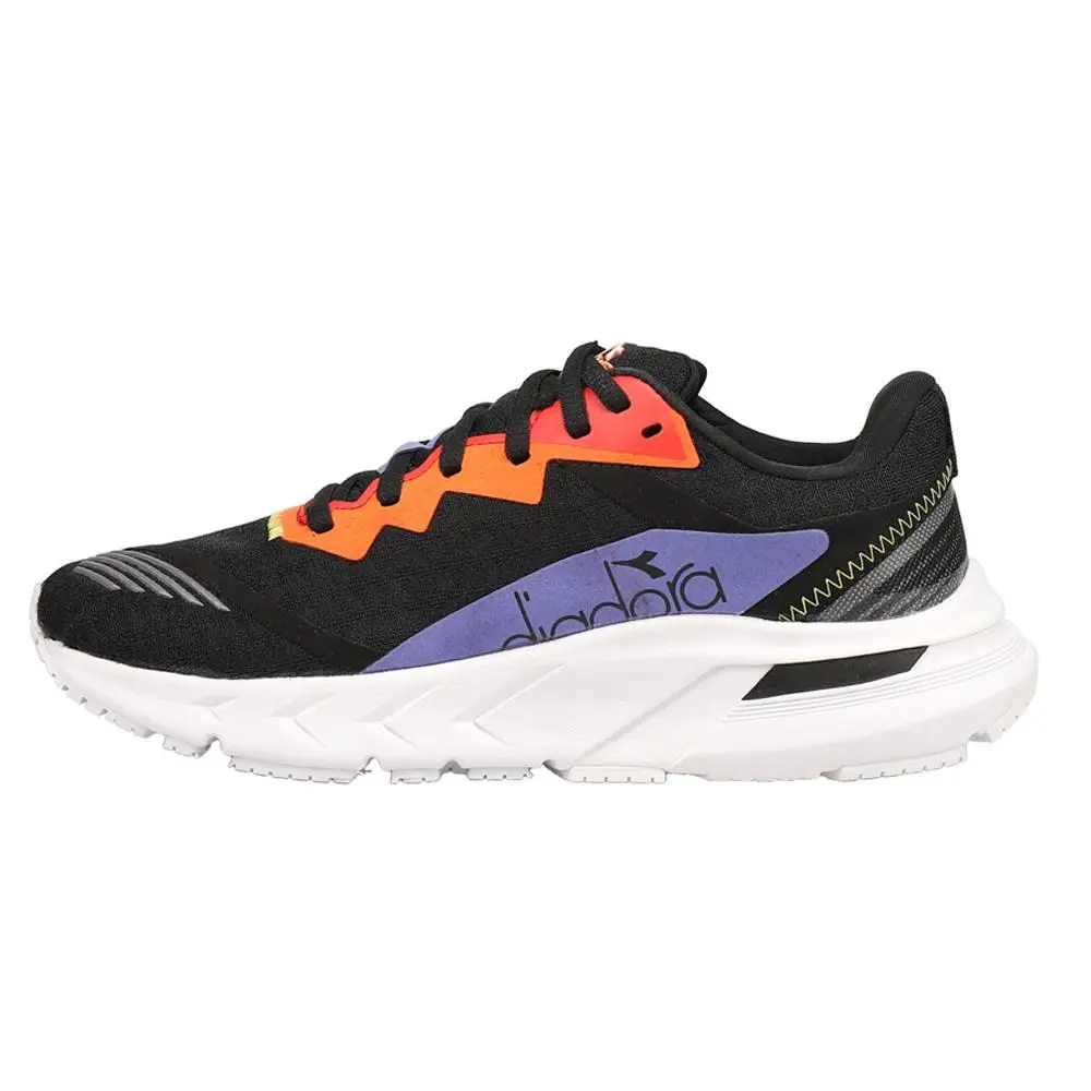 Diadora shoes - diadora Mythos Blushield Volo 2 Running - 178072-C9818 - Black 1