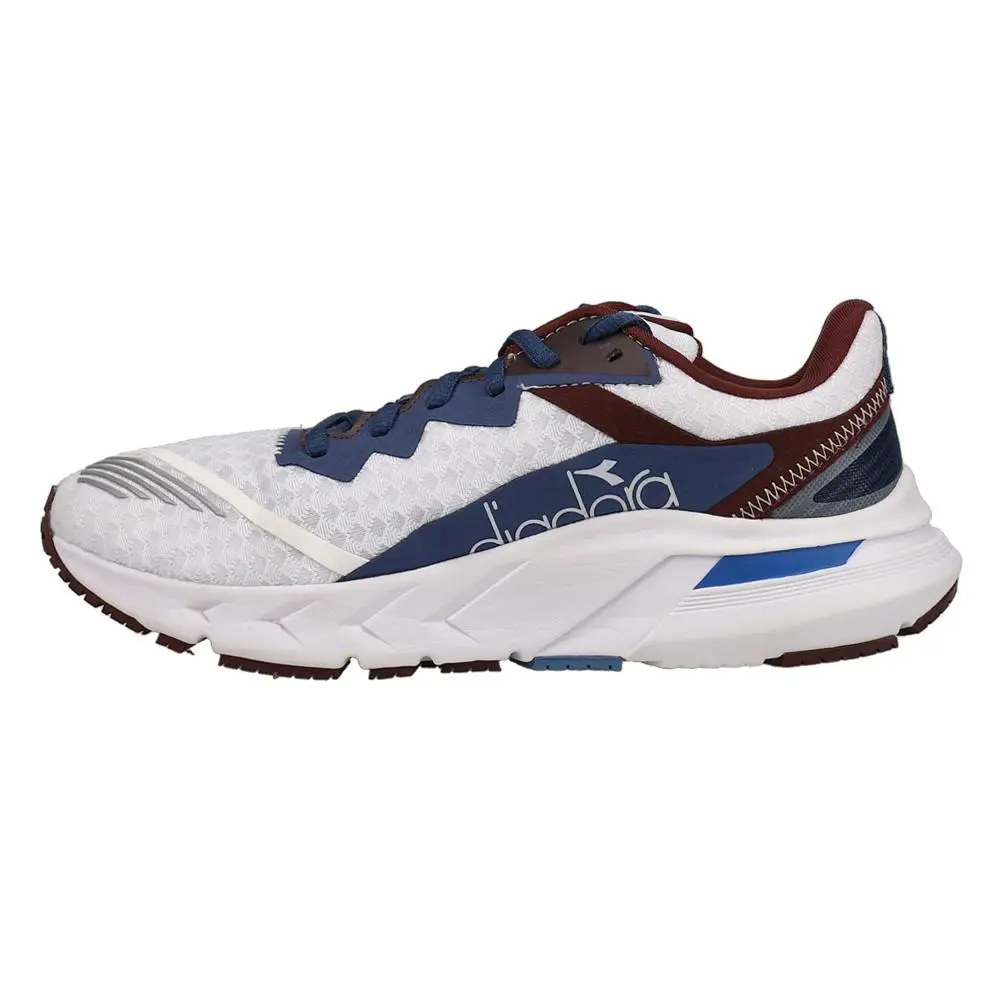 Diadora shoes - diadora Mythos Blushield Volo 2 Running - 178072-C8186 - White 1