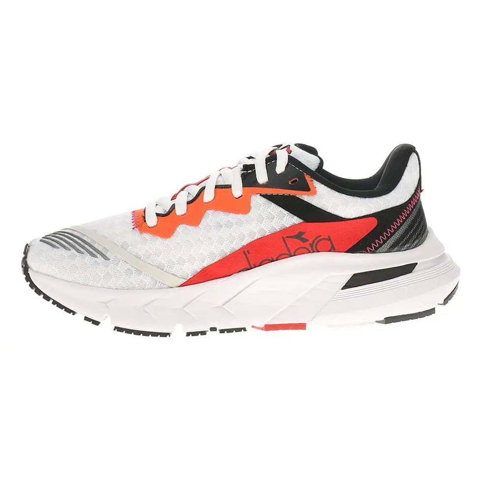 Diadora shoes - diadora Mythos Blushield Volo 2 Running - 178072-C6714 - White 1