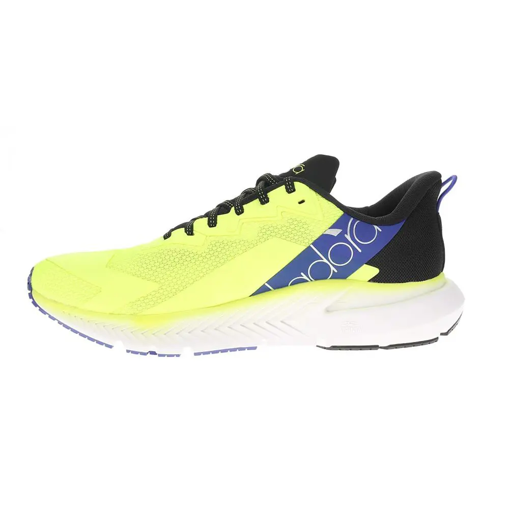 Diadora shoes - diadora Mythos Blushield Volo 4 Running - 180253-C4102 - Yellow 1