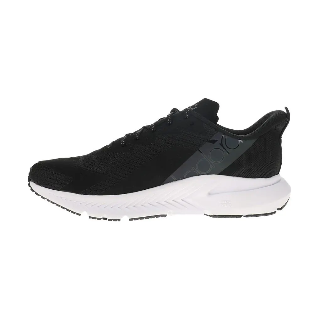 Diadora shoes - diadora Mythos Blushield Volo 4 Hip Running - 180252-C7406 - Black 1