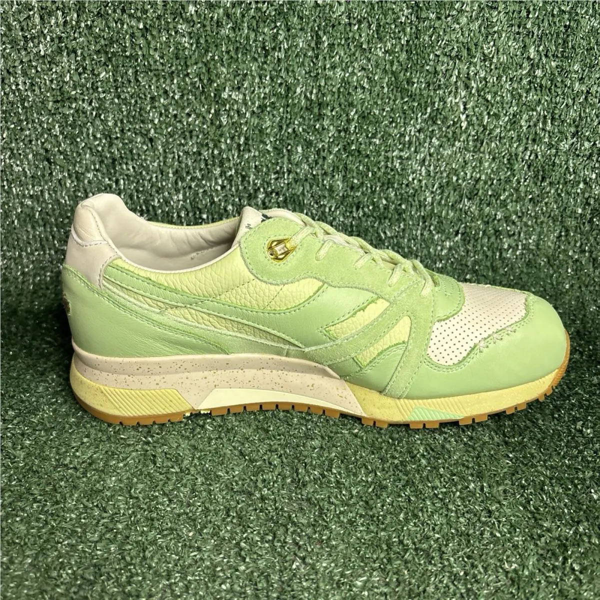 Diadora shoes - diadora N9000 Ice Cream X Feature Perforated Lace Up - 170658-70273 - Green (UPC: 889444098329) 4