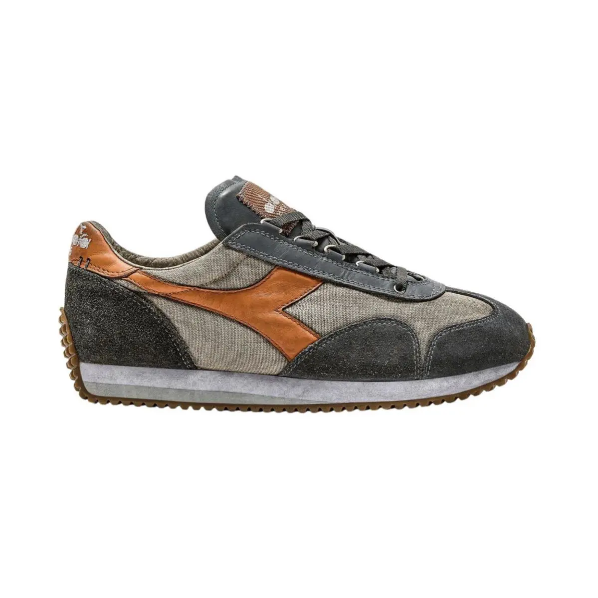 Diadora Heritage Equipe H Dirty Stone Wash Evo uS Size 7.5 - Beige, e: nebbia beige