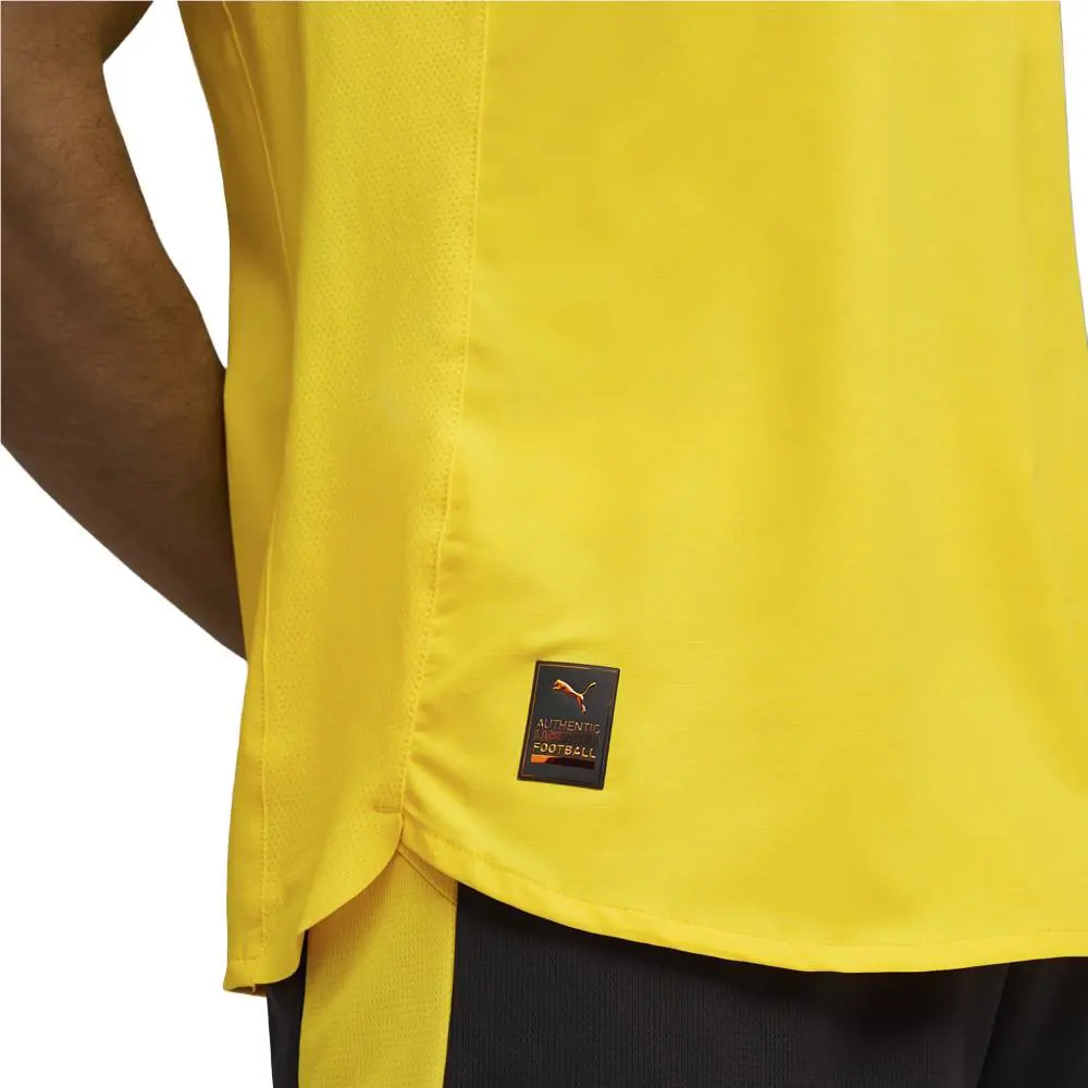 Puma clothing - PUMA Borussia Dortmund Authentic Home Crew Neck Short Sleeve Socc - 78008701 - Yellow 5