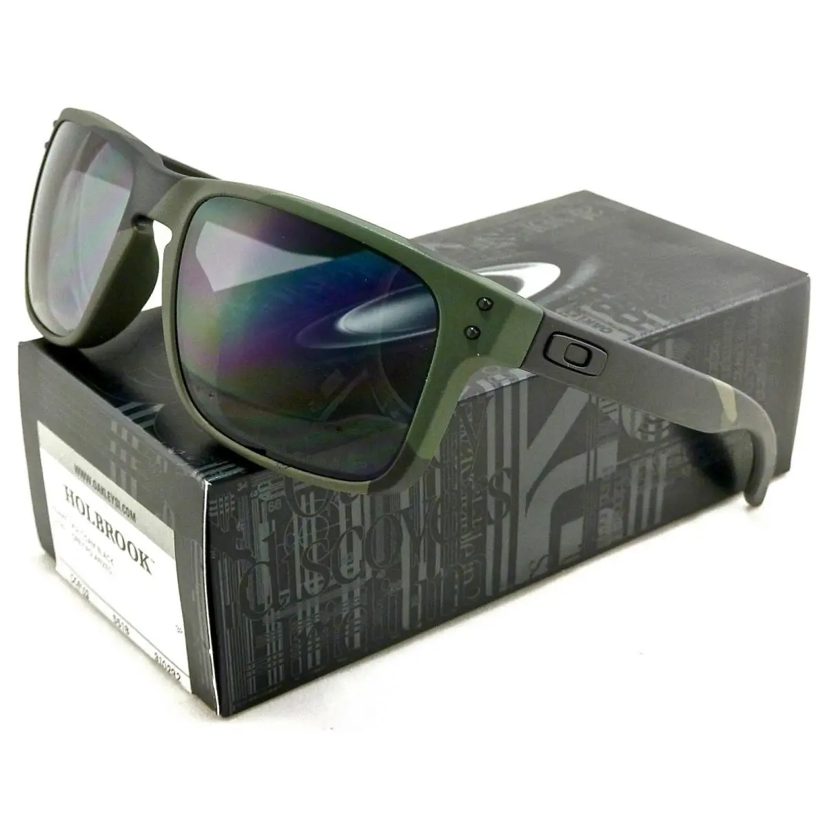 Oakley Holbrook Sunglasses Multicam Black l Polarized Warm Grey OO9102-92