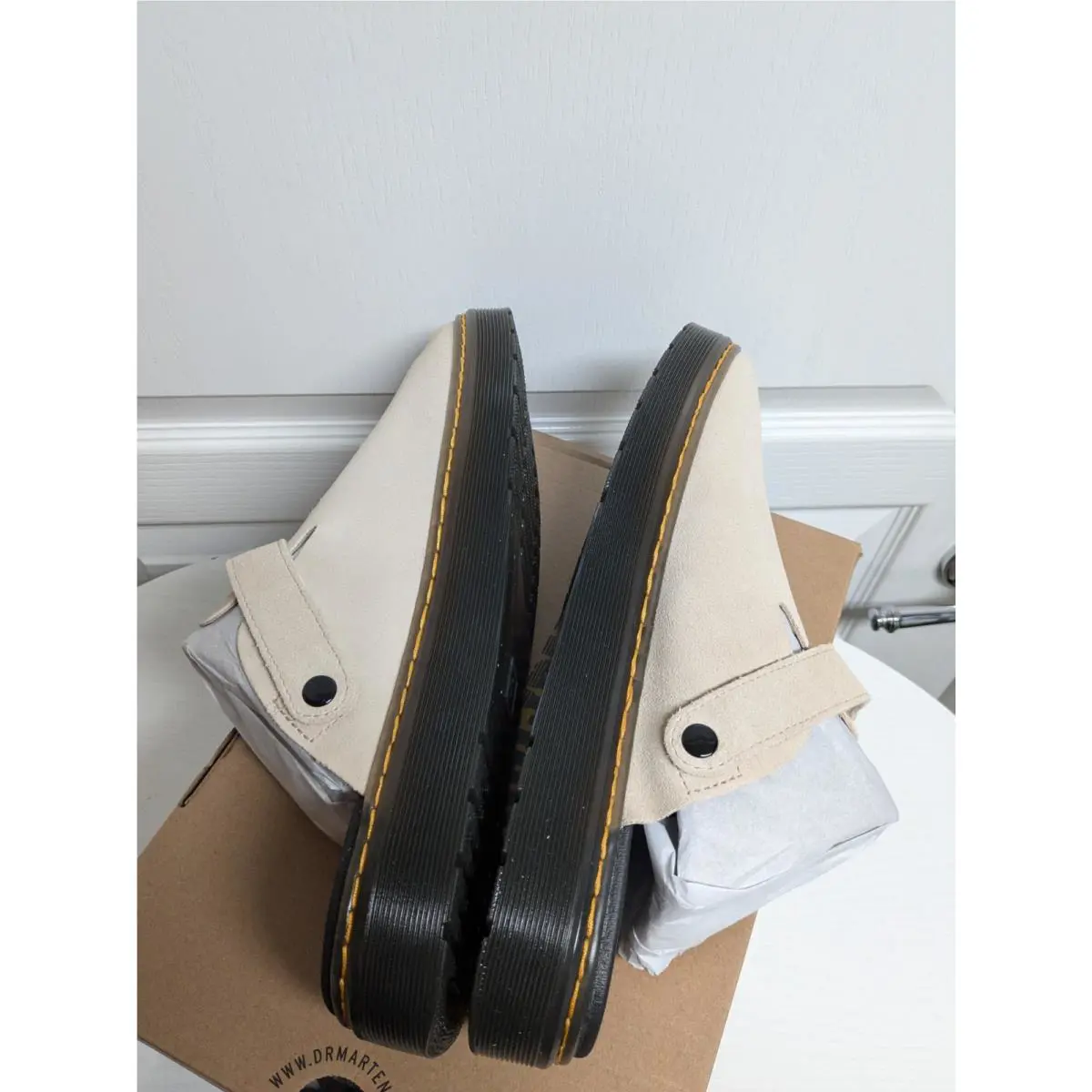 Dr. Martens shoes - Dr. Martens Carlson - Martens Carlson - Beige 5