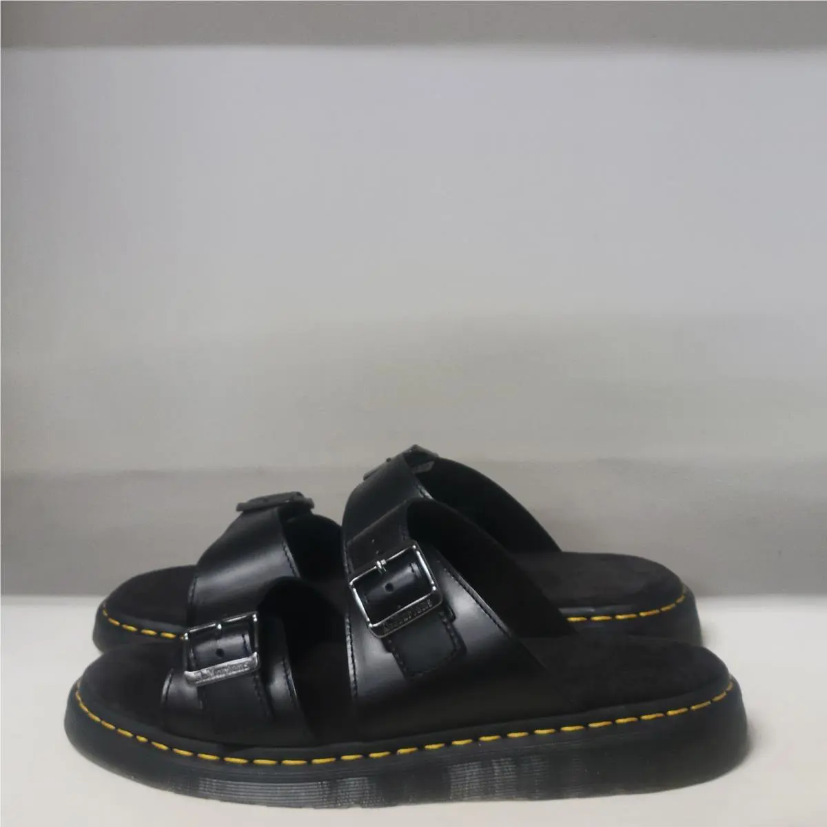 Dr. Martens shoes - Dr Martens Josef - Josef - 31570001 - Black 2