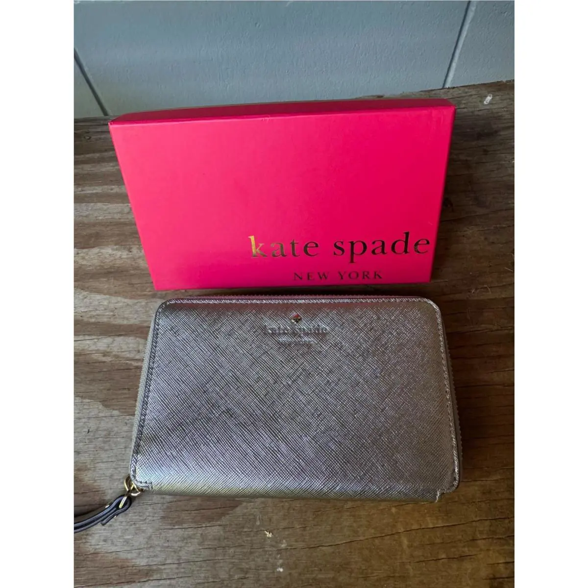 Kate Spade Neda Wellesley Wallet Metallic Bronze Saffiano Zip Around Box