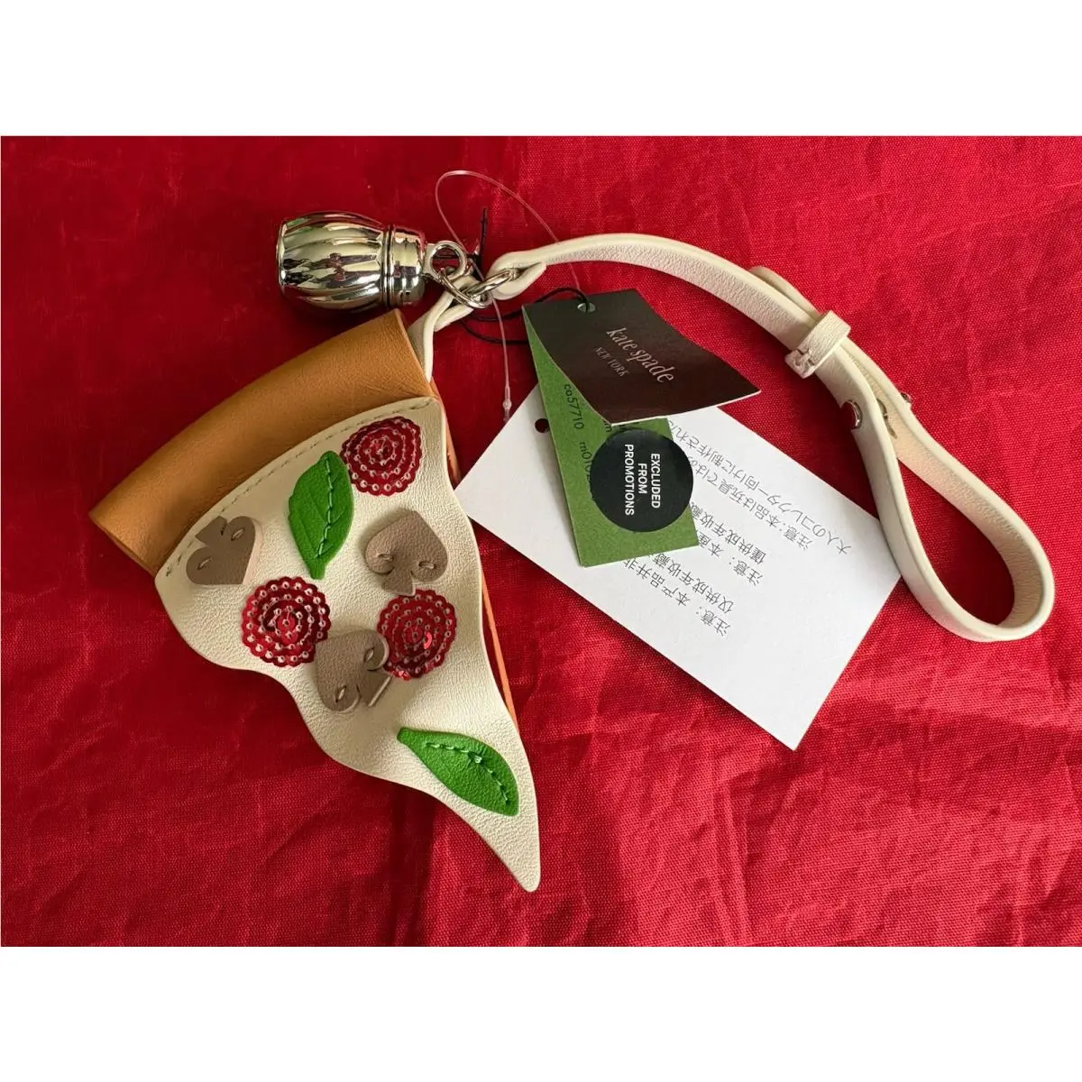 Kate Spade Charmed Nyc Pizza Slice W/shaker Bag Charm KN958