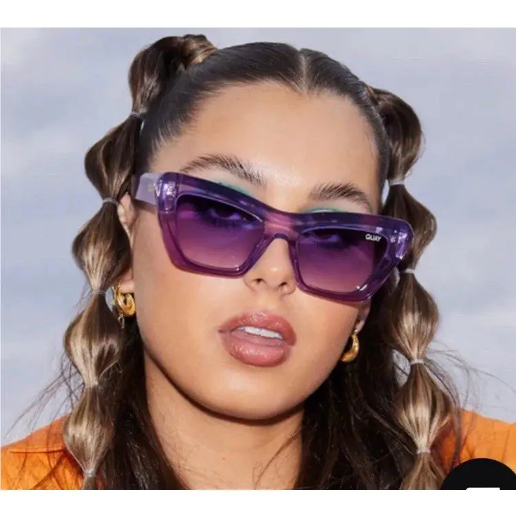 Quay Women`s On The Radio RX QT-001102 Purple / Purple Gradient Sunglasses