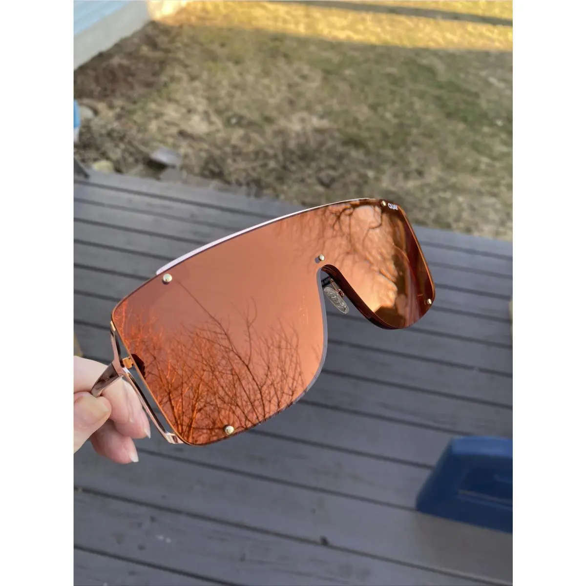 Quay Australia X Lizzo “hold For Applause” Tort/bronze Shield Sunglasses