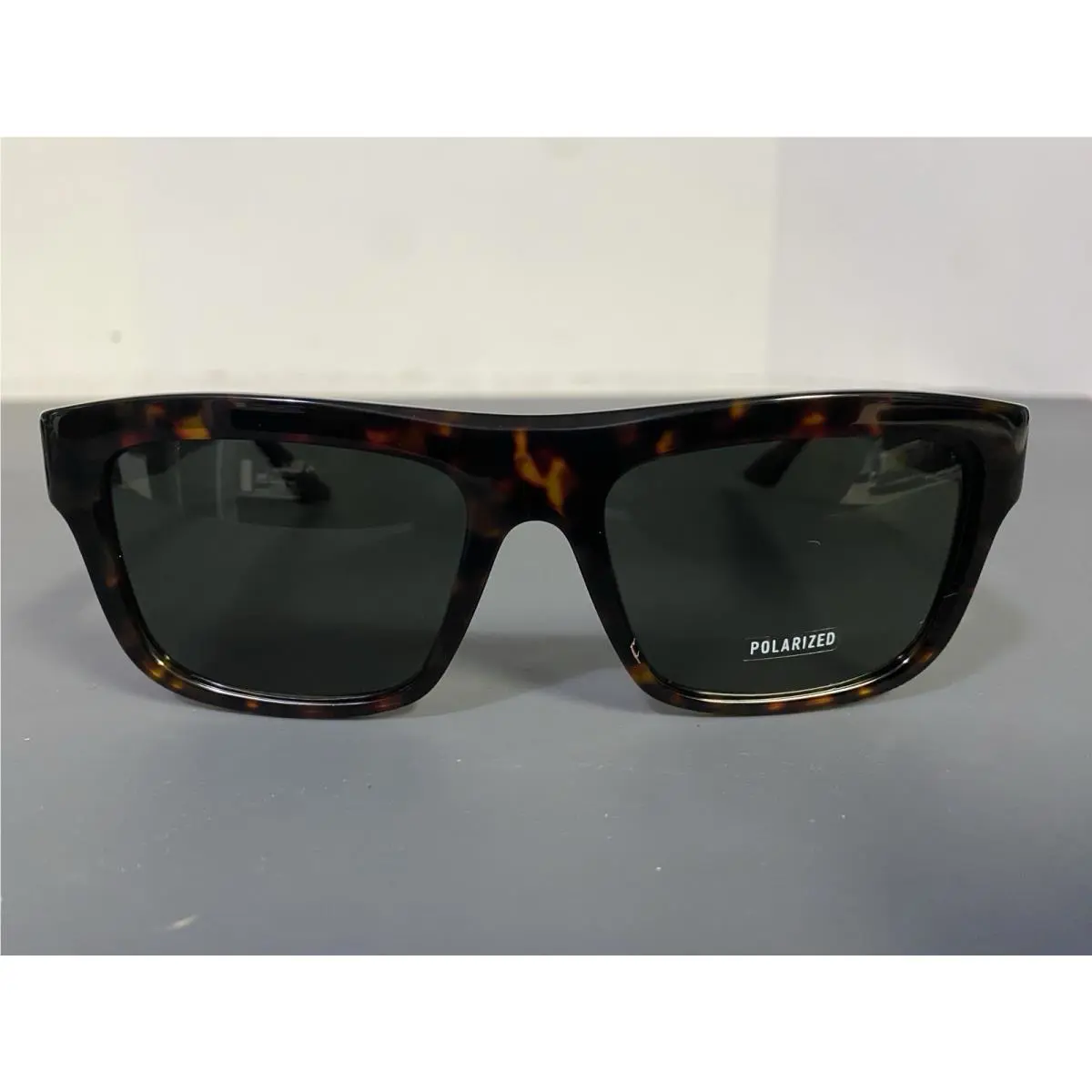 Quay Australia Sunglasses Dealers Choice Tortoise Polarized Unisex Modern Square