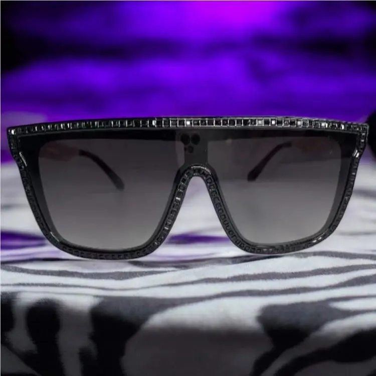 Quay Australia Nightfall Bling 2.0 Rare Shield Sunglasses Black Fade 58mm