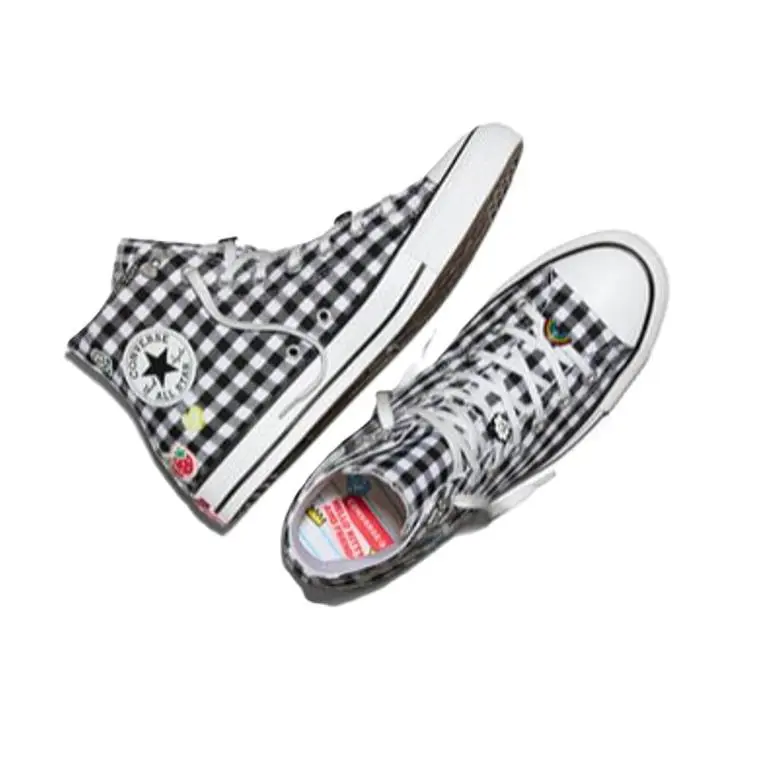 Converse shoes - Black/White/Pink 4