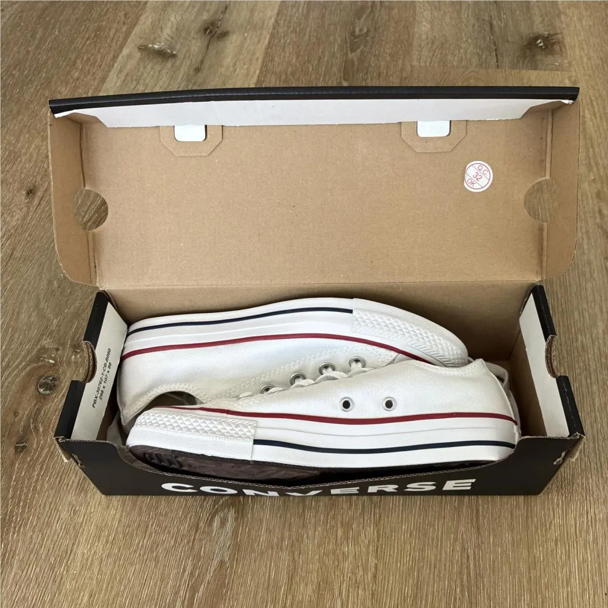 Converse shoes - Converse Chuck Taylor All Star Low Top - W7652 - White 11