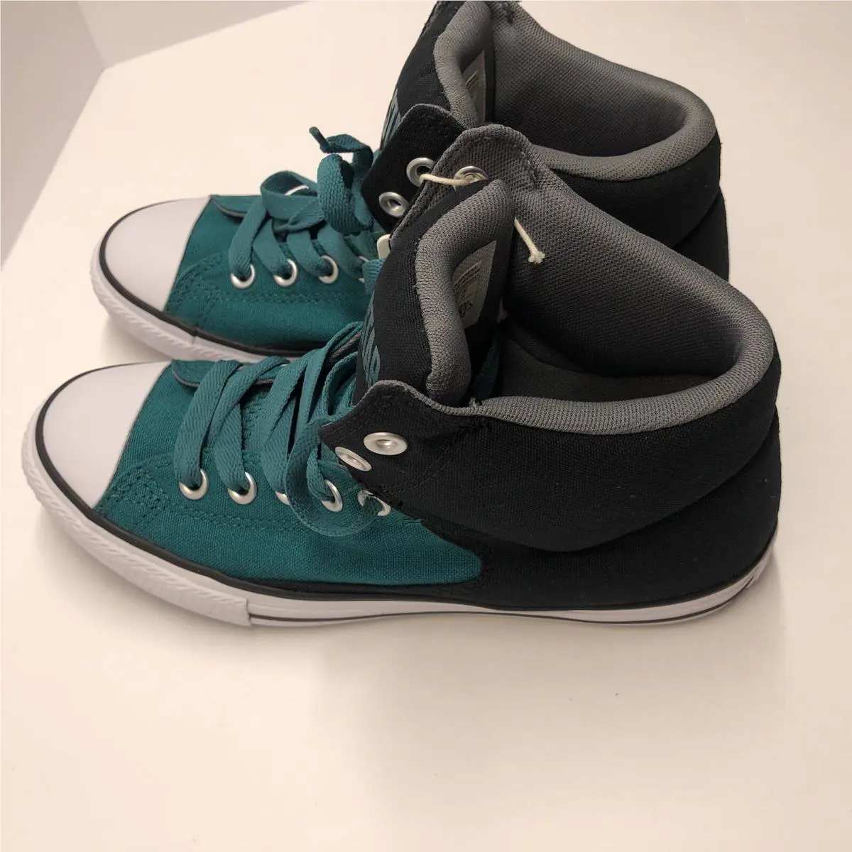Converse shoes - Converse Chuck Taylor All-Star Hi - 663626C - Green 1