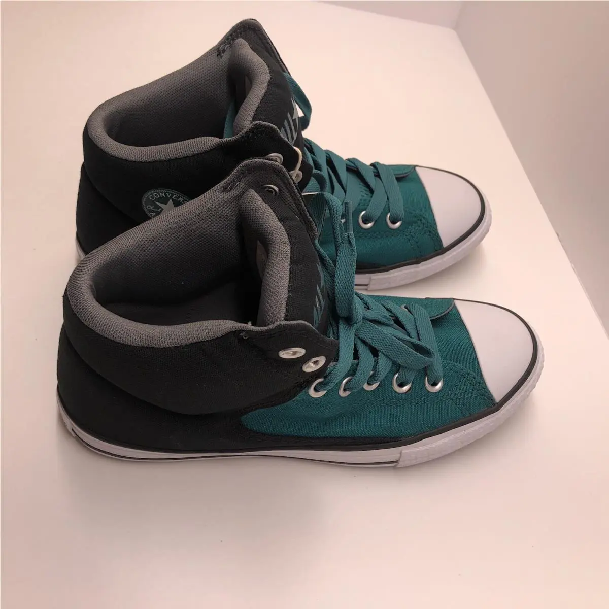 Converse shoes - Converse Chuck Taylor All-Star Hi - 663626C - Green 2
