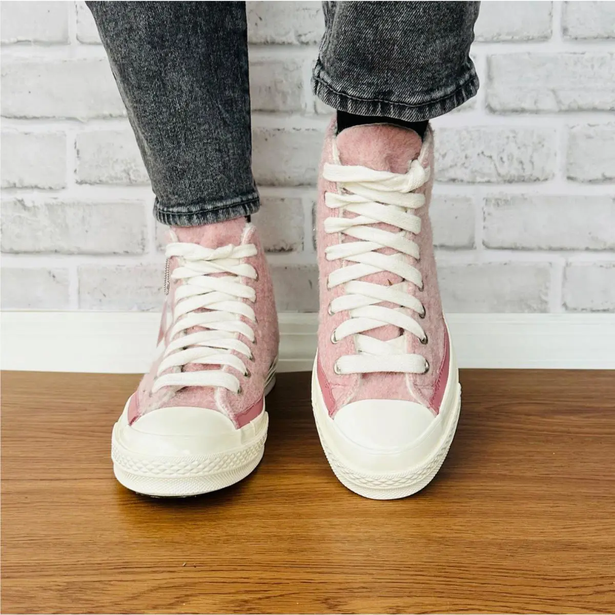 Converse shoes - Chuck 70 Hi - Chuck - A07943C - Pink (UPC: 194434574869) 2