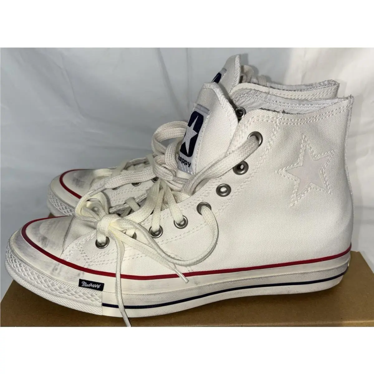 Converse shoes - Mad Happy - Mad Happy - A19149C - White 2