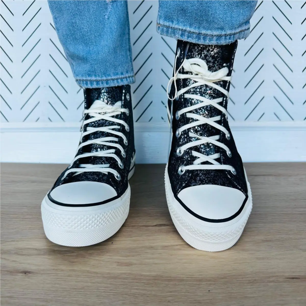 Converse shoes - Chuck Taylor - Chuck Taylor - A09551C - Black (UPC: 194435165967) 3