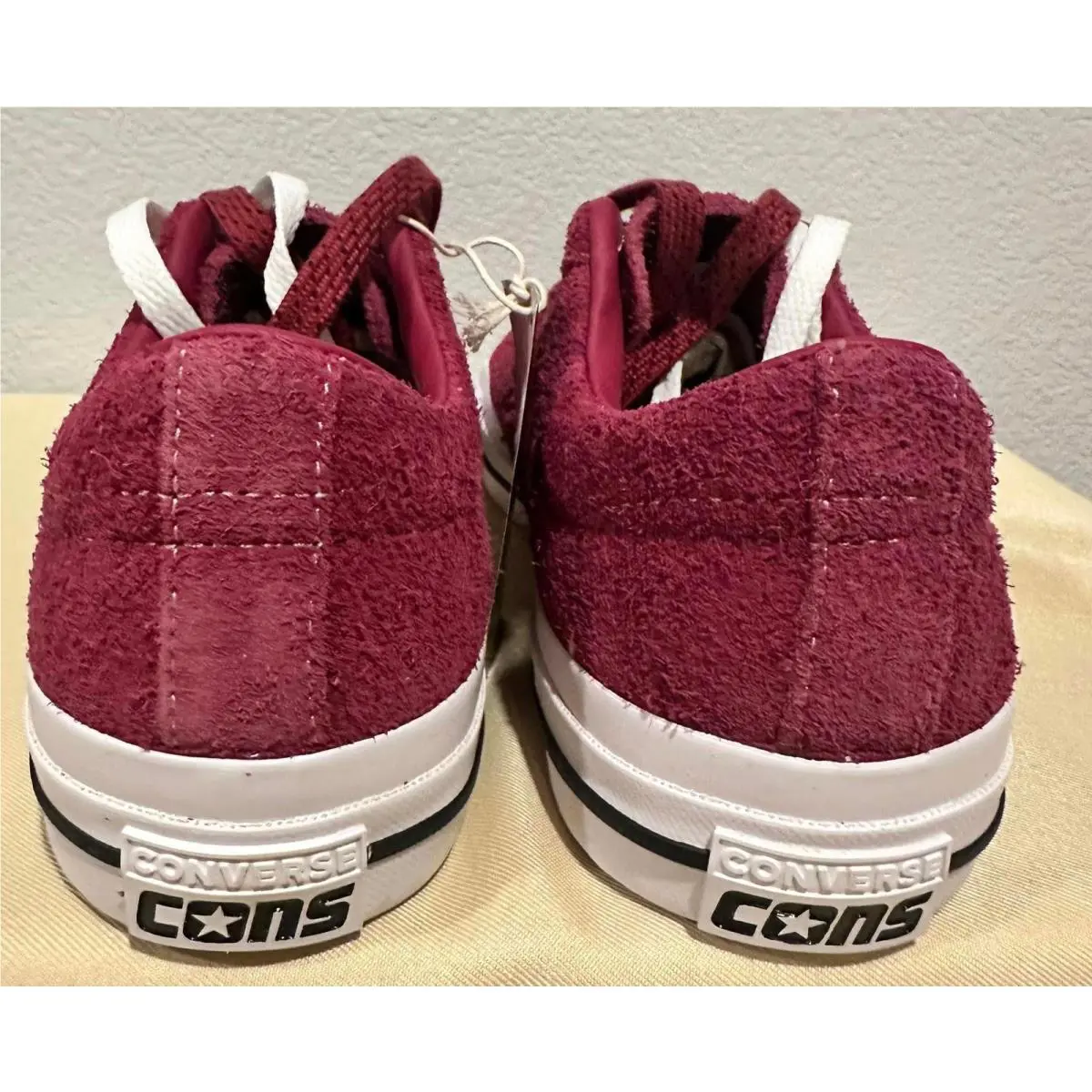 Converse shoes - Red 2
