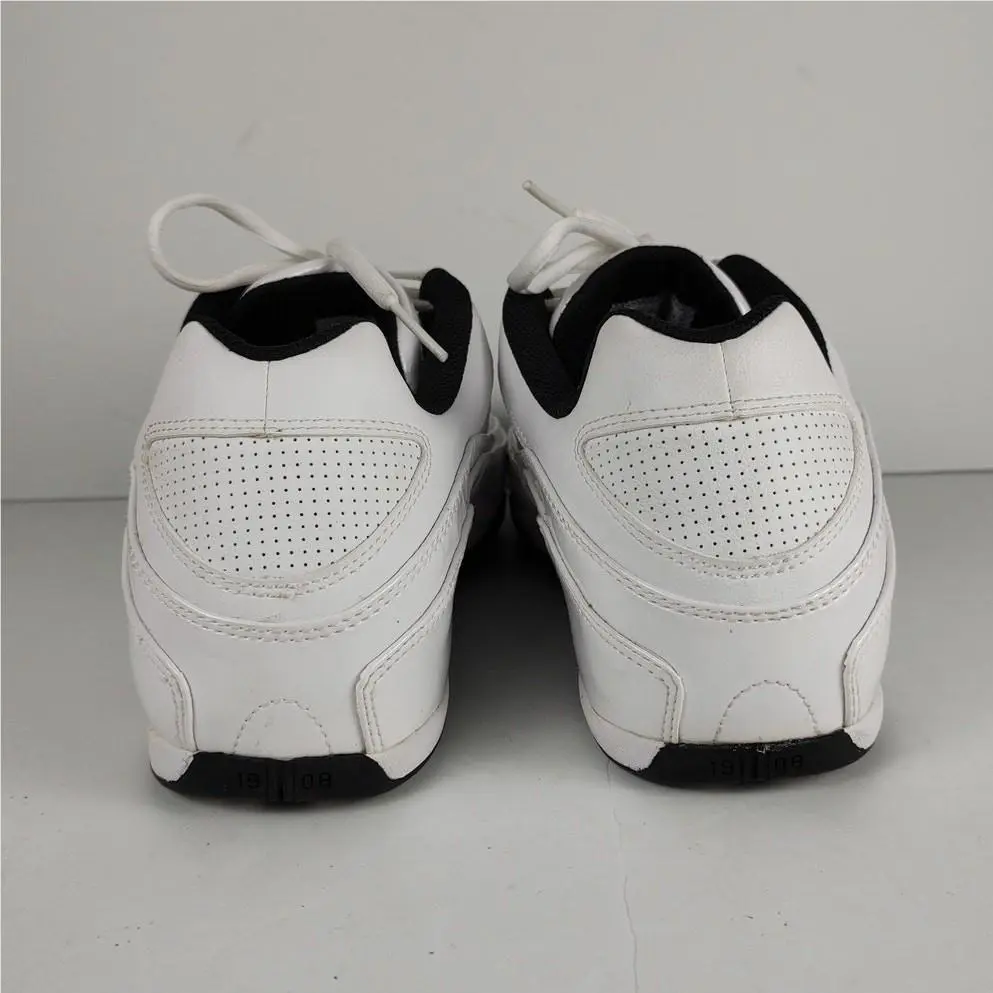 Converse shoes - White 2
